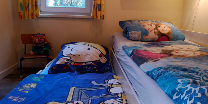 Ferienhaus in Putbus - Märchengarten Hänsel und Gretel - Kinderzimmer mit Ausziehbett