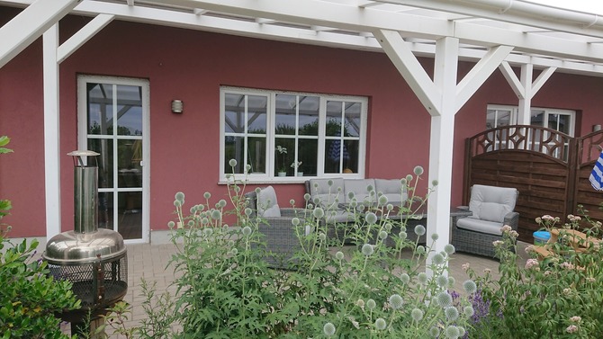 Ferienwohnung in Zinnowitz - Block - Terrasse mit Sitzecke und Grillmöglichkeit