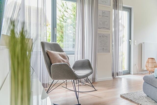 Ferienhaus in Heiligenhafen - Ostsee - Reetdachhaus Nr. 12 "Strandläufer" im Strand Resort - Bild 5 Ferienhaus in Heiligenhafen - Ostsee - Reetdachhaus Nr. 12 "Strandläufer" im Strand Resort - Bild 5