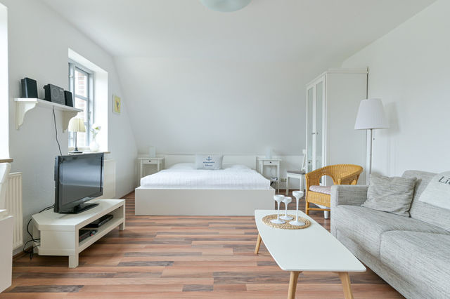 Ferienwohnung in Fehmarn OT Katharinenhof - Ferienhof Augustenhöhe - Haus am Teich Nr.2 - Bild 2
