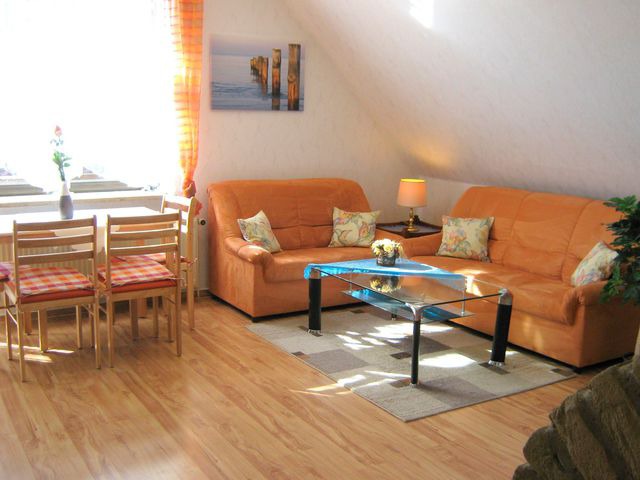 Ferienwohnung in Grömitz - Haus am Meer - Whg. 1 - E-Ladestation für Hausgäste vorhanden - Bild 2