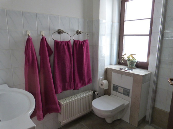 Ferienwohnung in Warnemünde - Ziemer - Dusche und WC