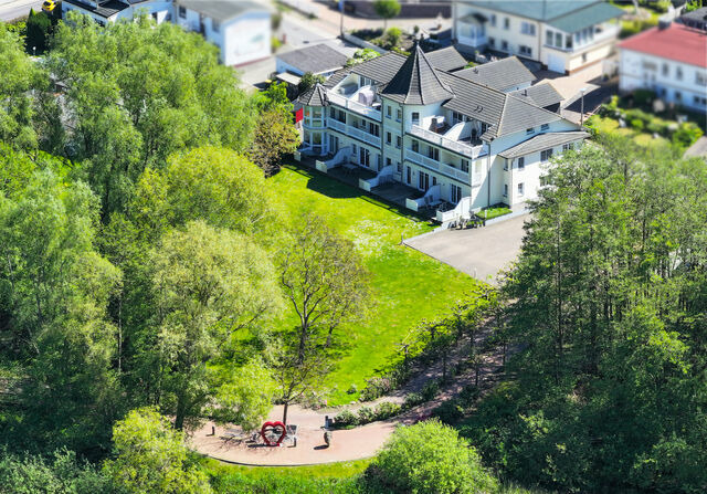 Ferienwohnung in Binz (Ostseebad) - FeWo Schl&ouml;sschen am Meer - Bild 4