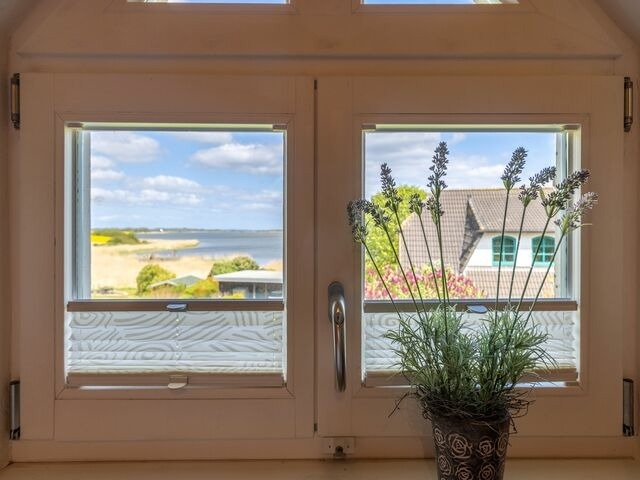 Ferienwohnung in Garz - Ferienwohnung - R&uuml;genbrise mit Seeblick mit 3 B&auml;dern, Steg und Paddelboot - alle inklusive - Bild 23
