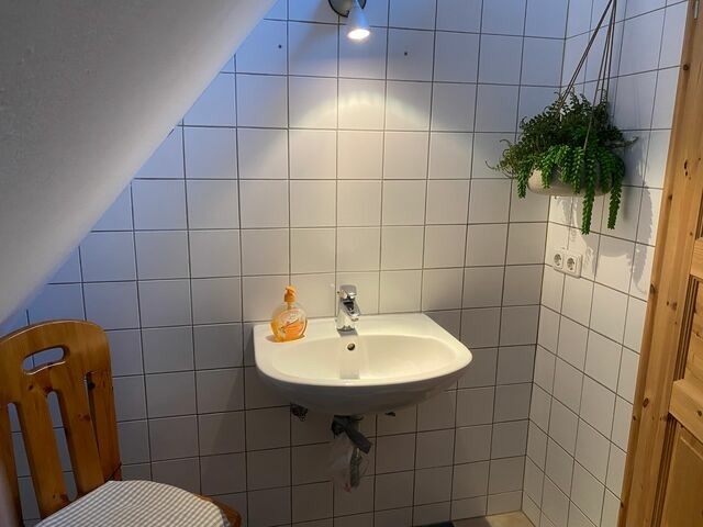 Ferienwohnung in &Ouml;lendorf - Urlaub unterm Reetdach - Bild 11