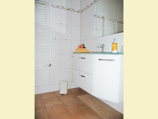 Ferienwohnung in K&uuml;hlungsborn - Alexandra - 13-06 - Bild 8