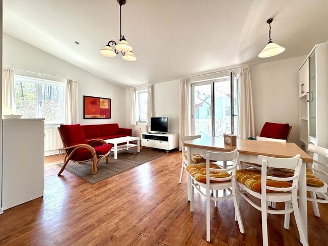Ferienwohnung in Sellin - Villa Sonneck, App. 18 - Bade- & Erlebniswelt t&auml;glich inklusive - Bild 3