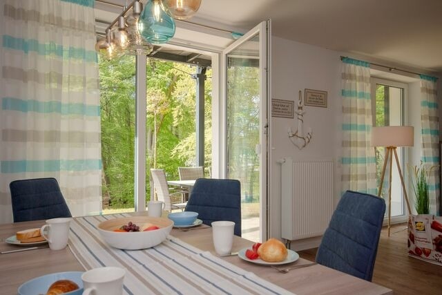 Ferienwohnung in Sellin - Haus Waldidyll, K&uuml;stenflair - Bade- & Erlebniswelt t&auml;glich inklusive - Bild 15