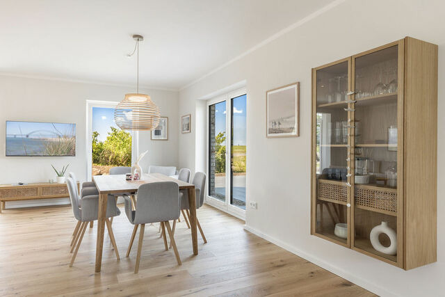Ferienhaus in Fehmarn OT Westermarkelsdorf - De B&ouml;&ouml;i LuxusFerienhaus mit Meerblick, Sauna & Kamin - Bild 11
