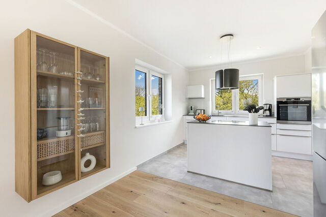 Ferienhaus in Fehmarn OT Westermarkelsdorf - De B&ouml;&ouml;i LuxusFerienhaus mit Meerblick, Sauna & Kamin - Bild 14